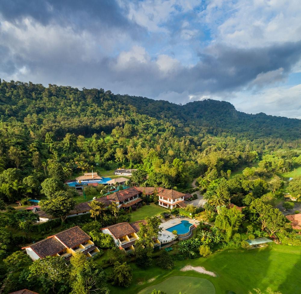 Amritara Ambatty Greens Resort Virajpet Εξωτερικό φωτογραφία